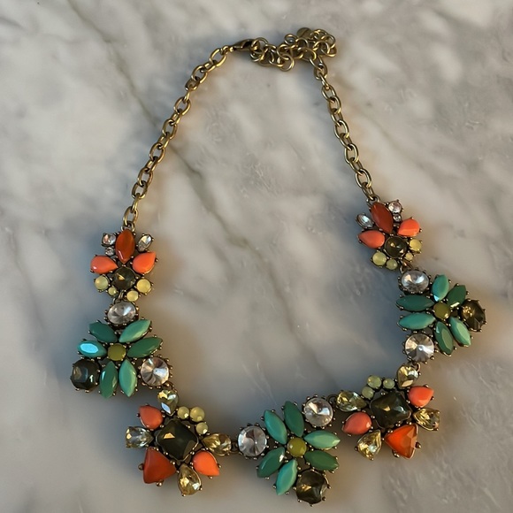 Stella & Dot Lodie Statement Necklace - Picture 3 of 3